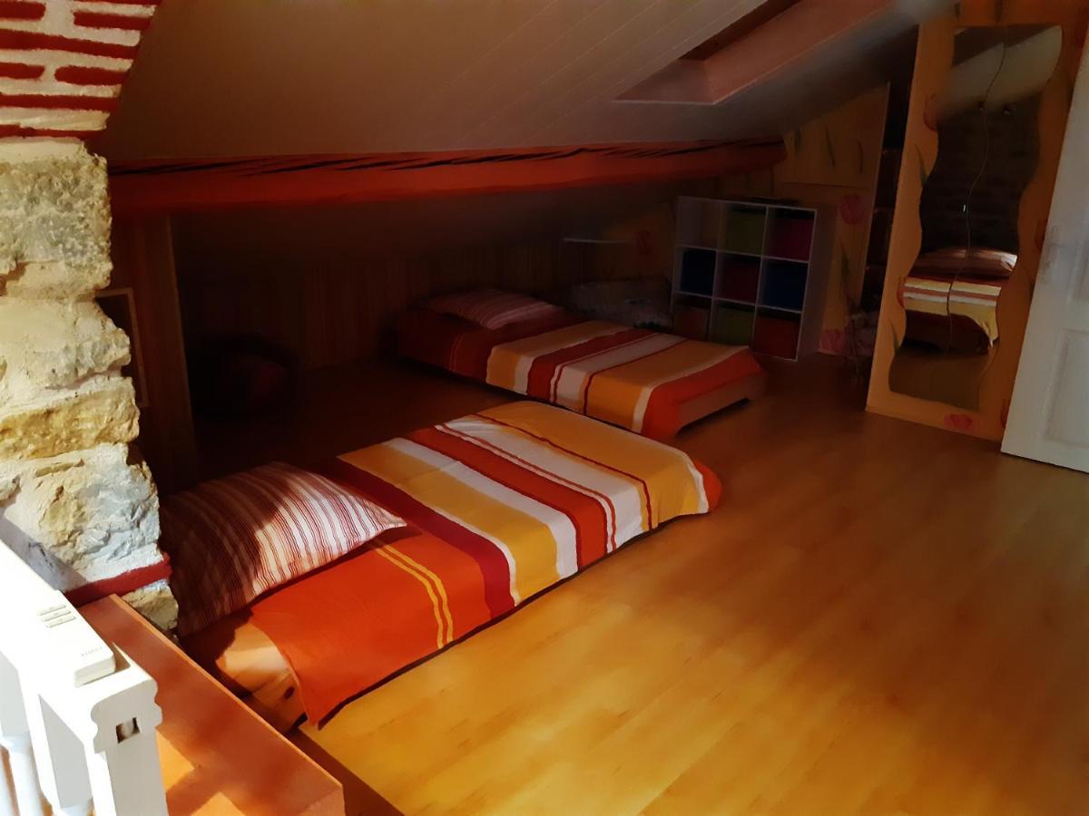 La Providence, Chambres D'Hotes Saint-Sernin-du-Plain 외부 사진