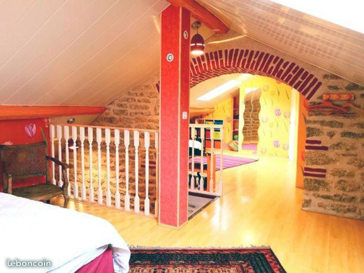 La Providence, Chambres D'Hotes Saint-Sernin-du-Plain 외부 사진