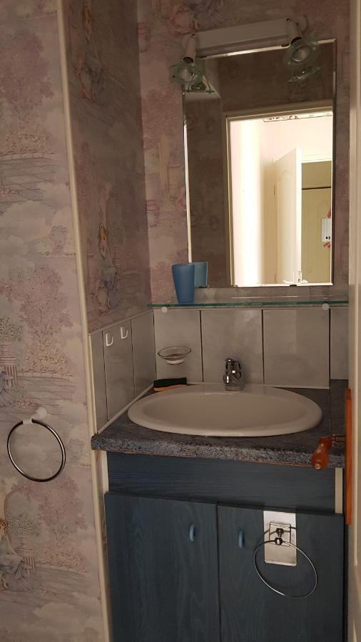 La Providence, Chambres D'Hotes Saint-Sernin-du-Plain 외부 사진